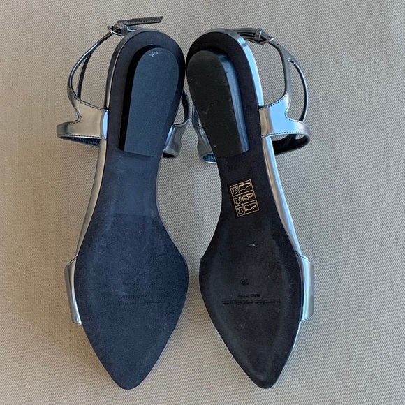 Narciso Rodriguez Carolyn Flat Sandal - Picture 3 of 15